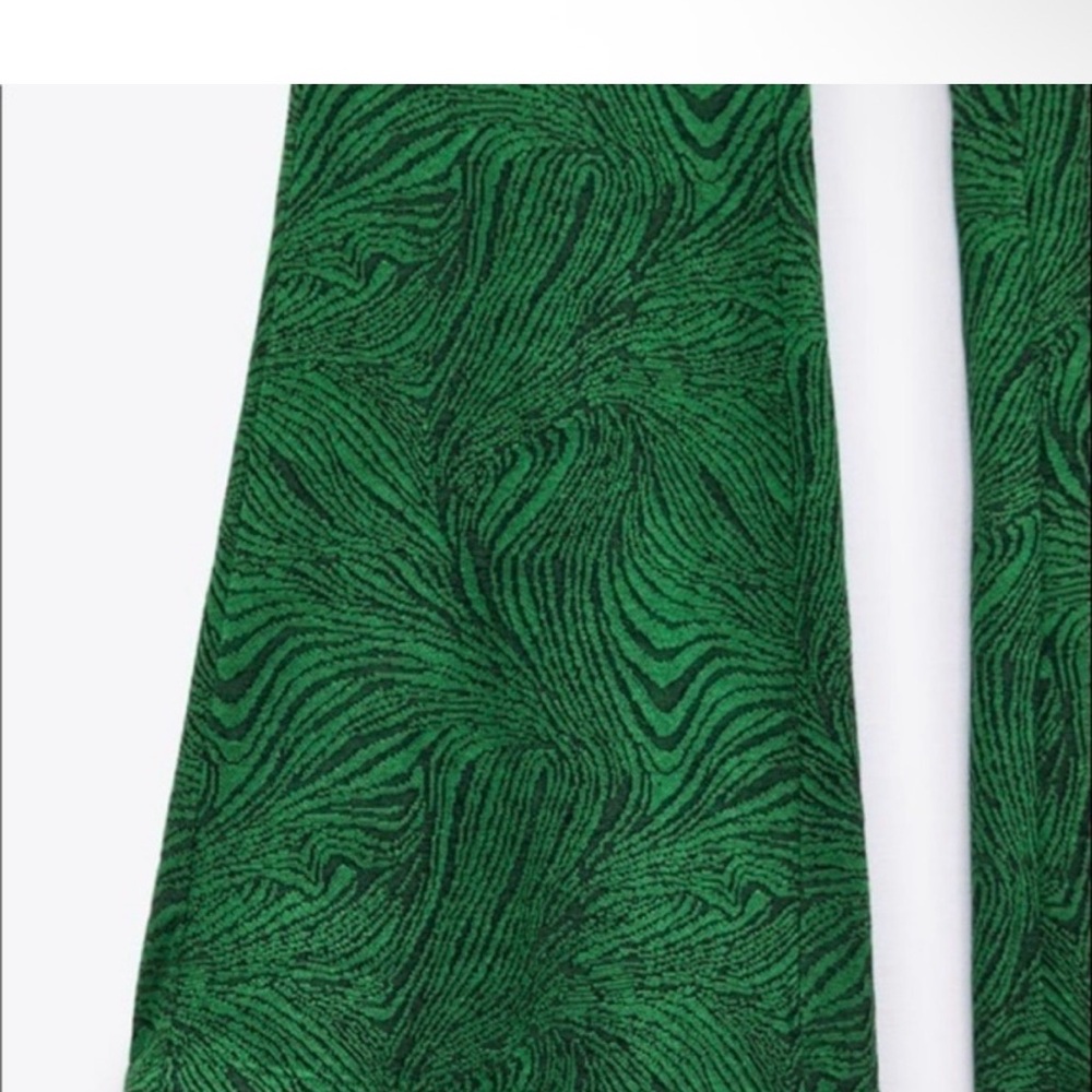 Zara Emerald Patterned Flare Pants - Picture 4 of 8